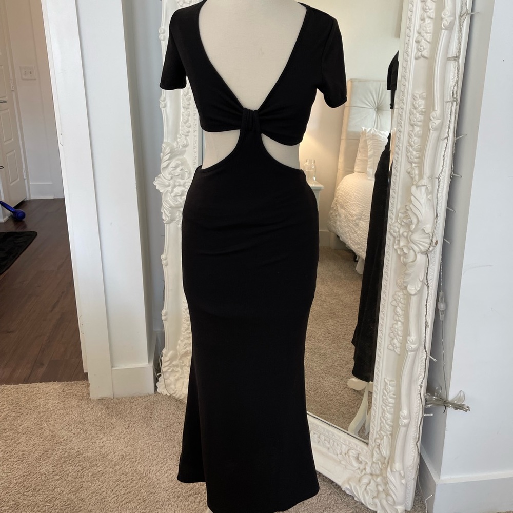 NEVER WORN black dress with slits!